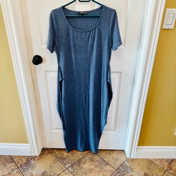 🎉HOST PICK🎉Summer Dress Short Sleeved Maxi with Side Slit-Large - fits Medium - Picture 3 of 8
